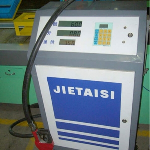 Oil filling machine