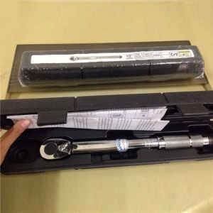 Torque wrench